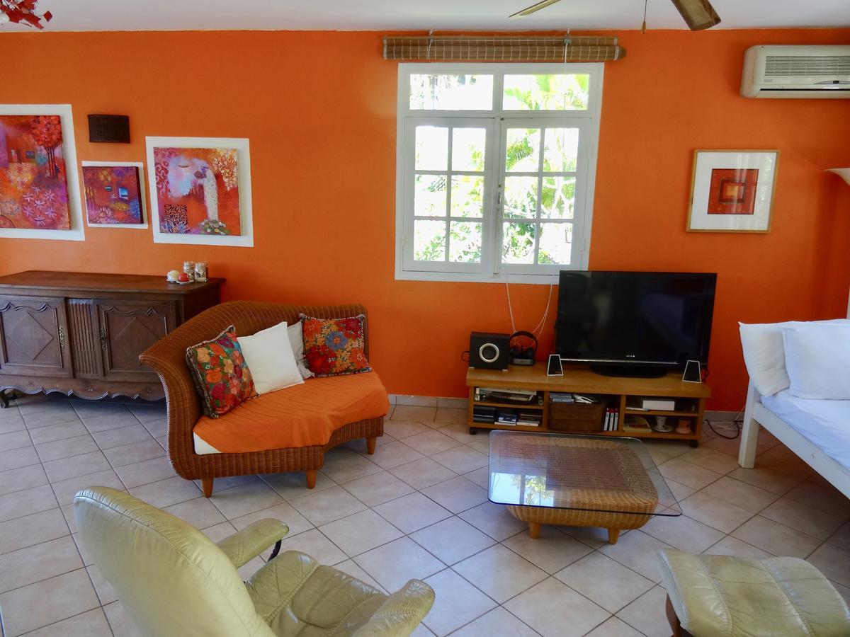 Mangoplaya Villa Deshaies Rum bild
